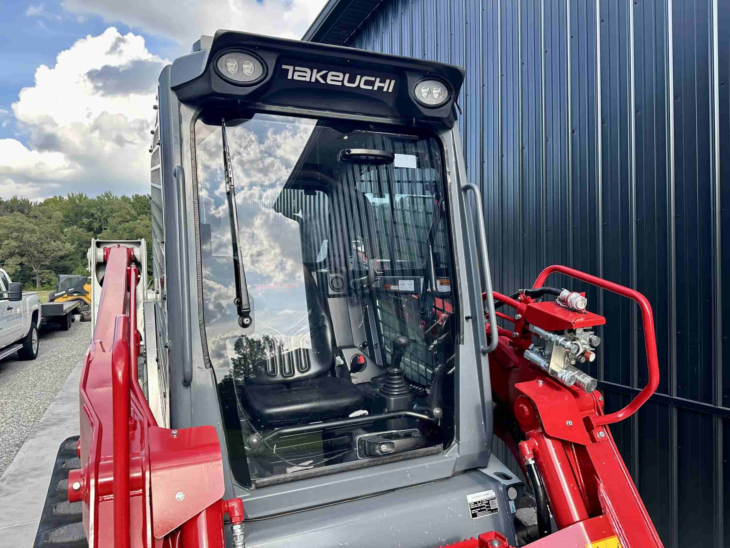 2022 TAKEUCHI TL12R2 HIGH FLOW
